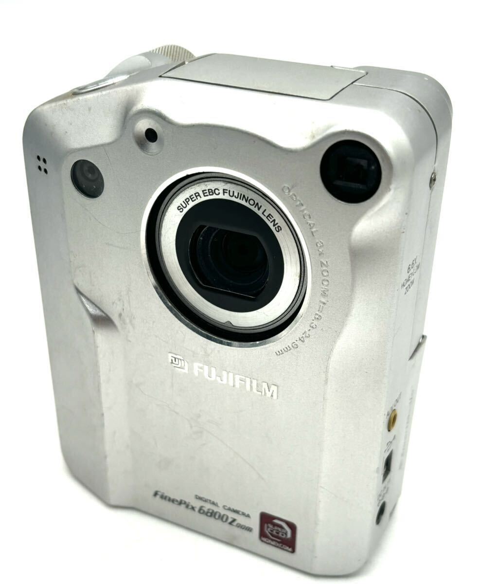 デジタルカメラ FUJIFILM FinePix 6800Z _画像2