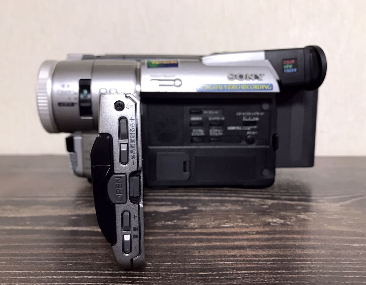 【通電OK/ジャンク】SONY ソニー DCR-TRV310 デジタルカメラ ビデオカメラレコーダーの画像5