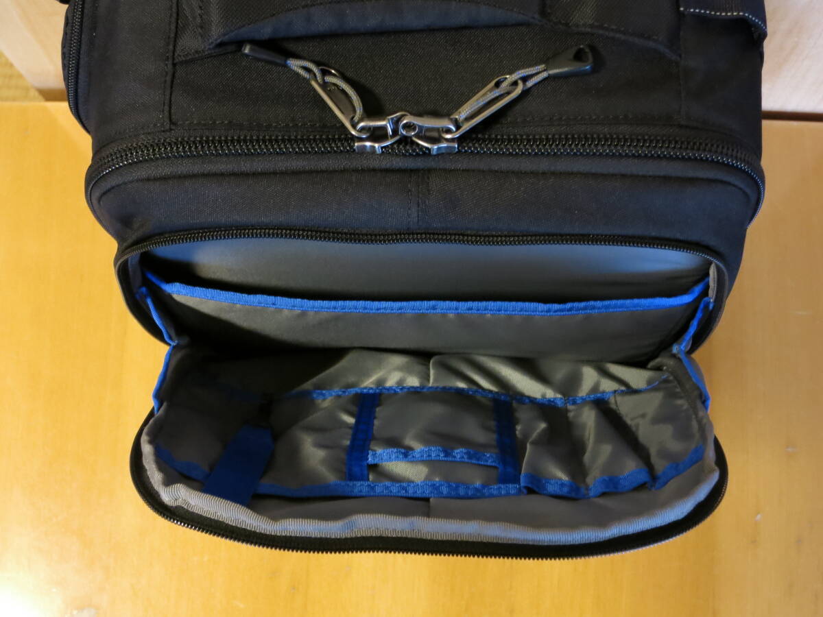 【未使用】thinkTANKphoto Essentials Convertible Rolling Backpack ／シンクタンクフォトの画像9