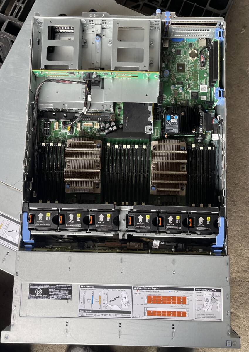 K60404215 DELL EMC PowerEdge R740xd 1点【通電OK、本体のみ】の画像4