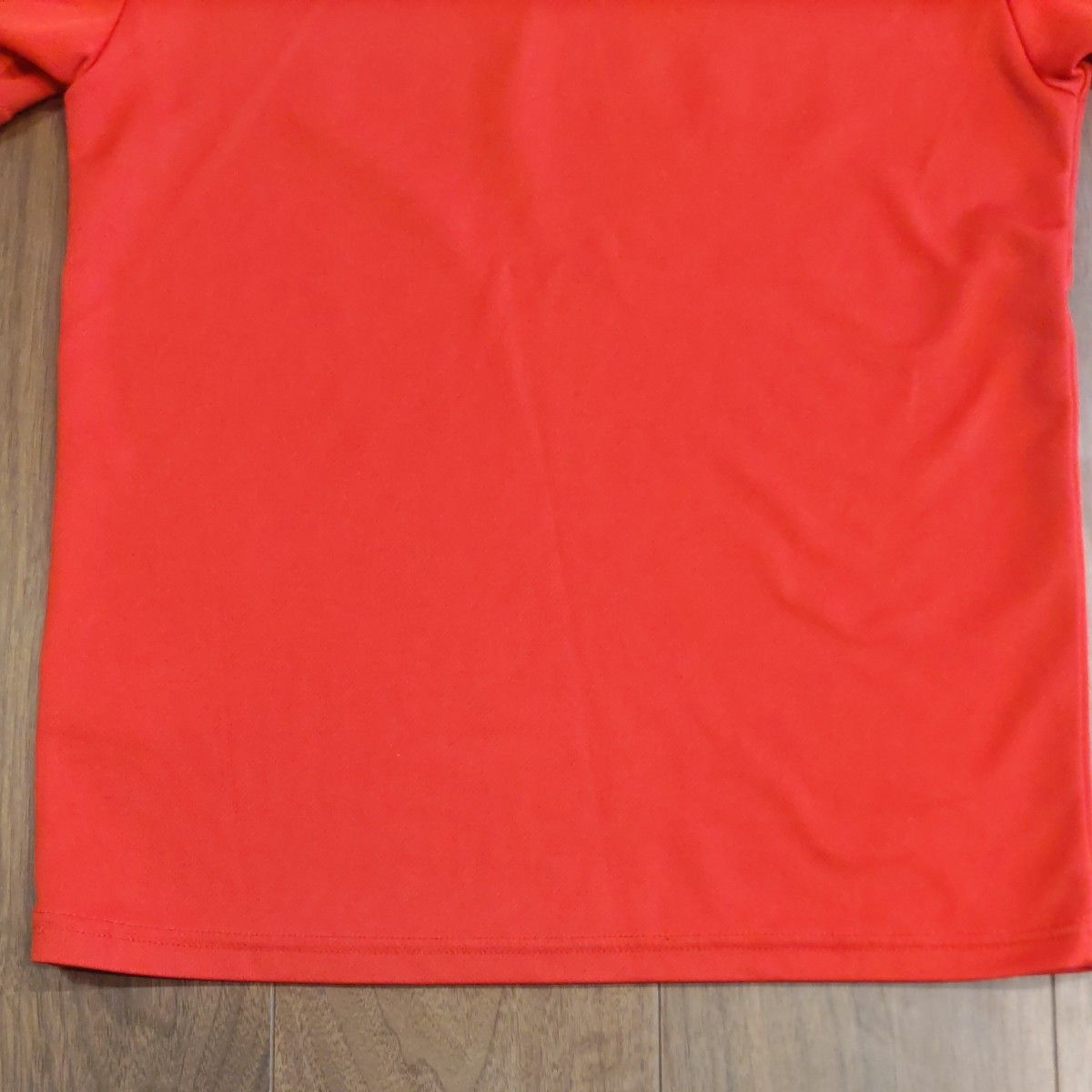 UMBRO　アンブロ　Tシャツ　150cm　赤