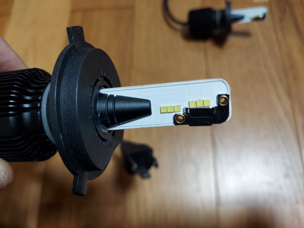 LEDヘッドライトバルブ H4 HI-LO 切り替えの画像2