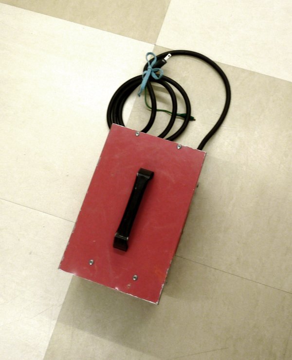 現状品 キシデン工業 電気解氷器 ホームヒート D-230K 100V 50 現状品 キシデン工業 電気解氷器 ホームヒート D-230K 100V 50