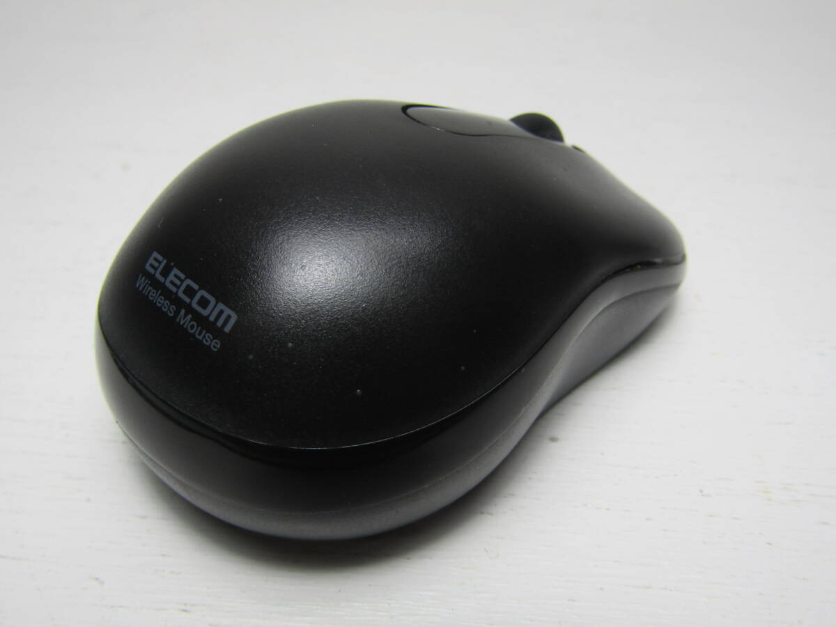 ELECOM MーDY10DR BK　ブラック 美品 小型 コンパクト ワイヤレスマウス ブラック 黒 USED 完動品 _画像1