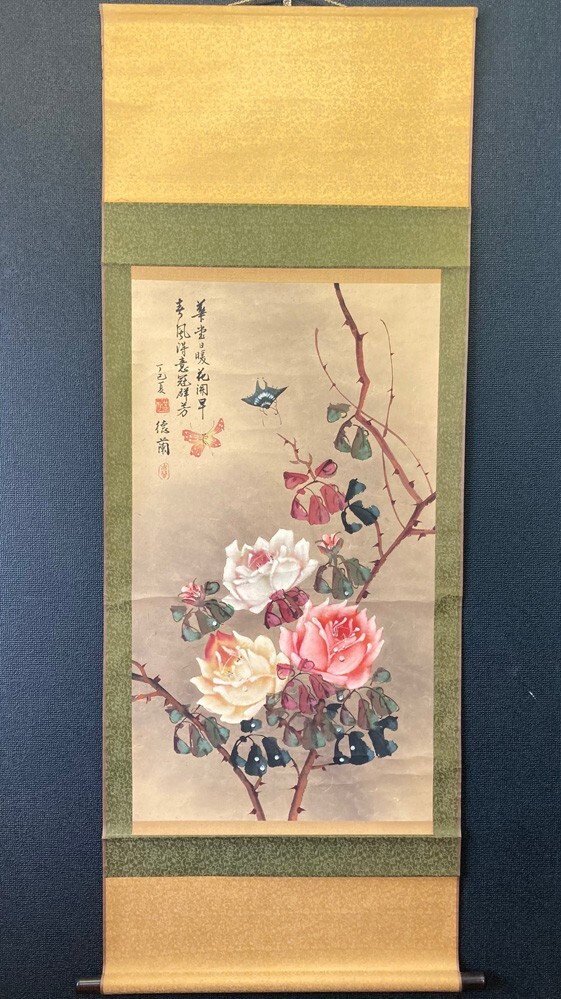 【中国掛軸】徳蘭在銘「薔薇(瑰)に蝶図」紙本 検)小禽/書画/掛け軸/中国/山水/日本画/花鳥/仏画/小鳥/茶掛け/水墨/草花/マクリ_画像2