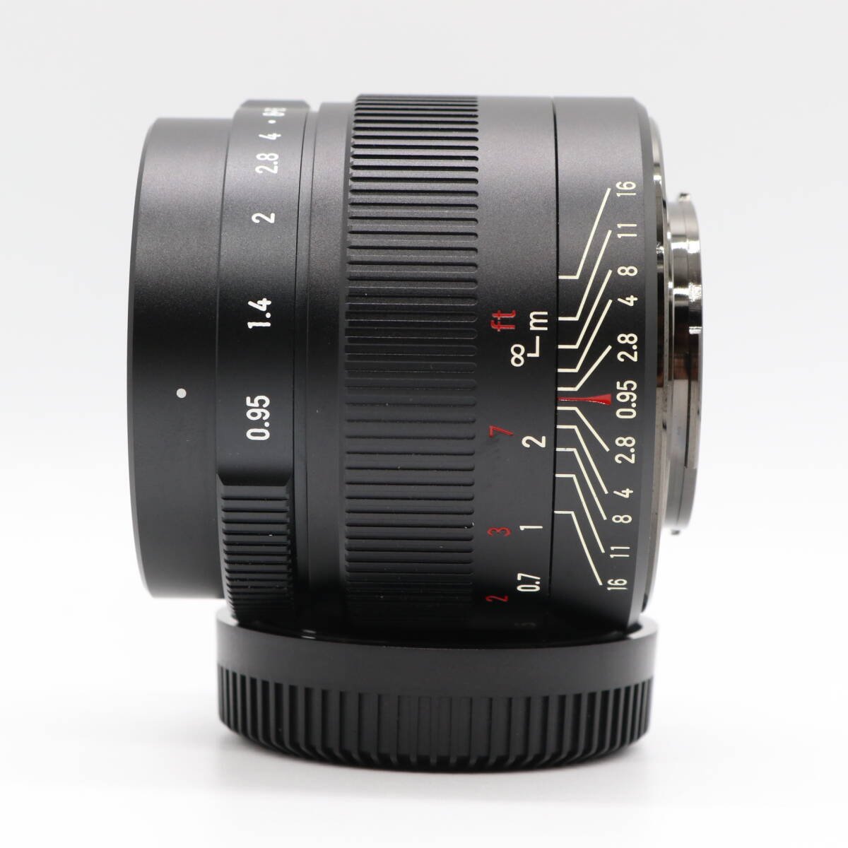 ★極上美品★ 七工匠 7Artisans 35mm F0.95 APS-C【マイクロフォーサーズマウント】 元箱他付属品多数！ #01239_画像3