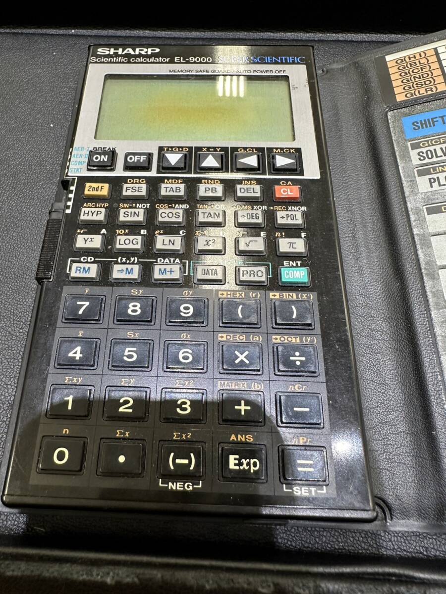 【EKA-5976AT】1円スタート SHARP EL-9000 Scientific calculator 電卓 シャープ 中古品 長期保管品 グラフ電卓 関数電卓 動作未確認の画像2