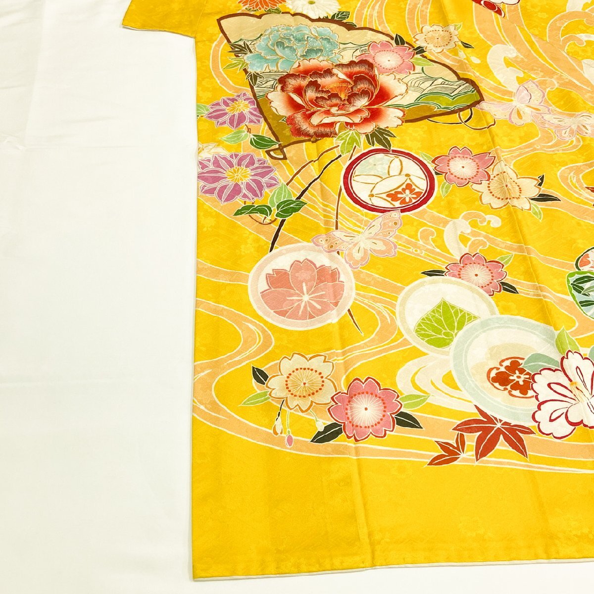 着物月花 金駒刺繍 可憐な花 振袖 正絹 金糸 ガード加工 ki1196の画像6
