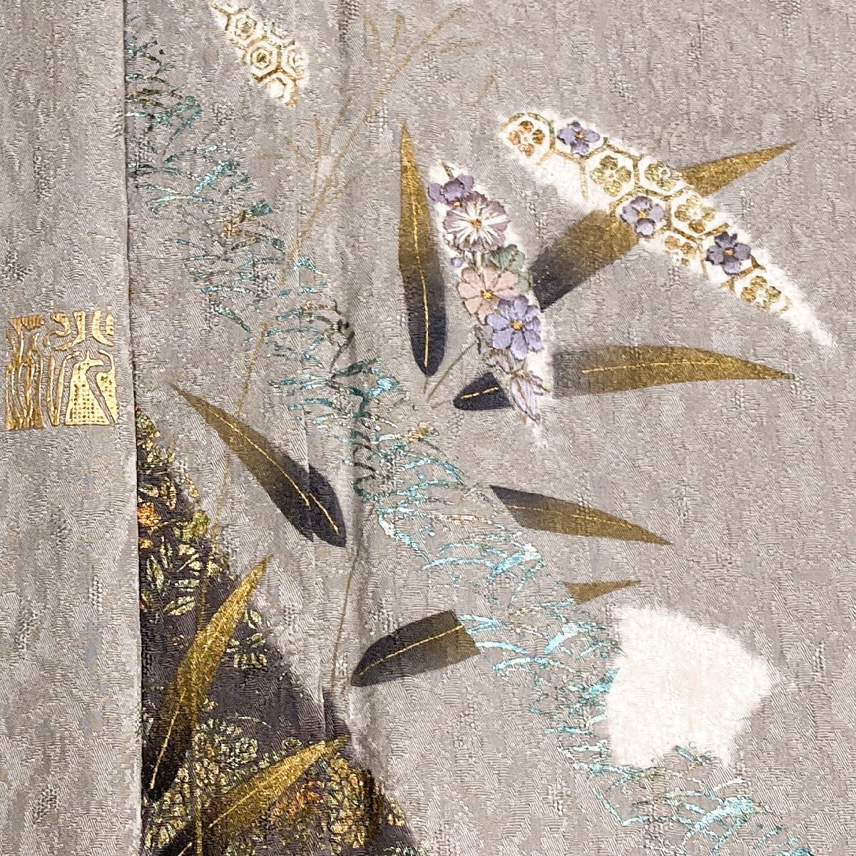 着物月花 刺繍 金彩 千鳥 小花 訪問着 未使用品 正絹 さが美 ガード加工 ki1349の画像5