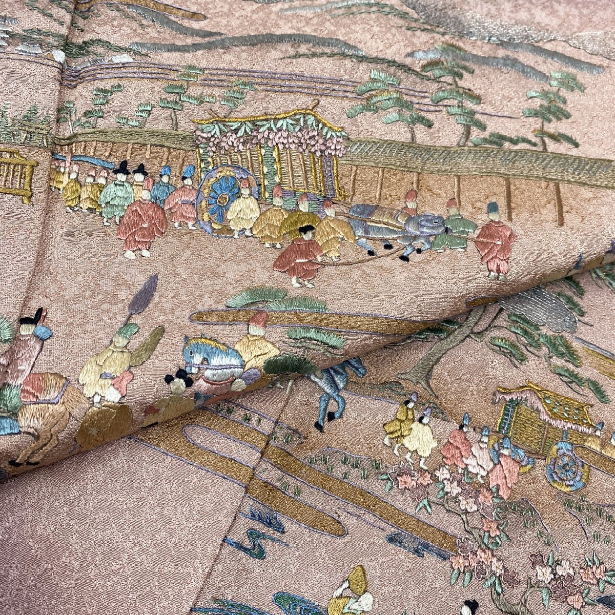 着物月花 総刺繍 蘇州刺繍 ぼかし染 人物文様 訪問着 未使用品 正絹 金糸 ki1352の画像1