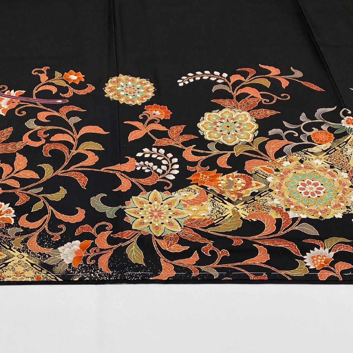 着物月花 金駒刺繍 金彩 鳳凰 華文様 黒留袖 未使用品 正絹 金糸 共八掛 ki1358の画像6