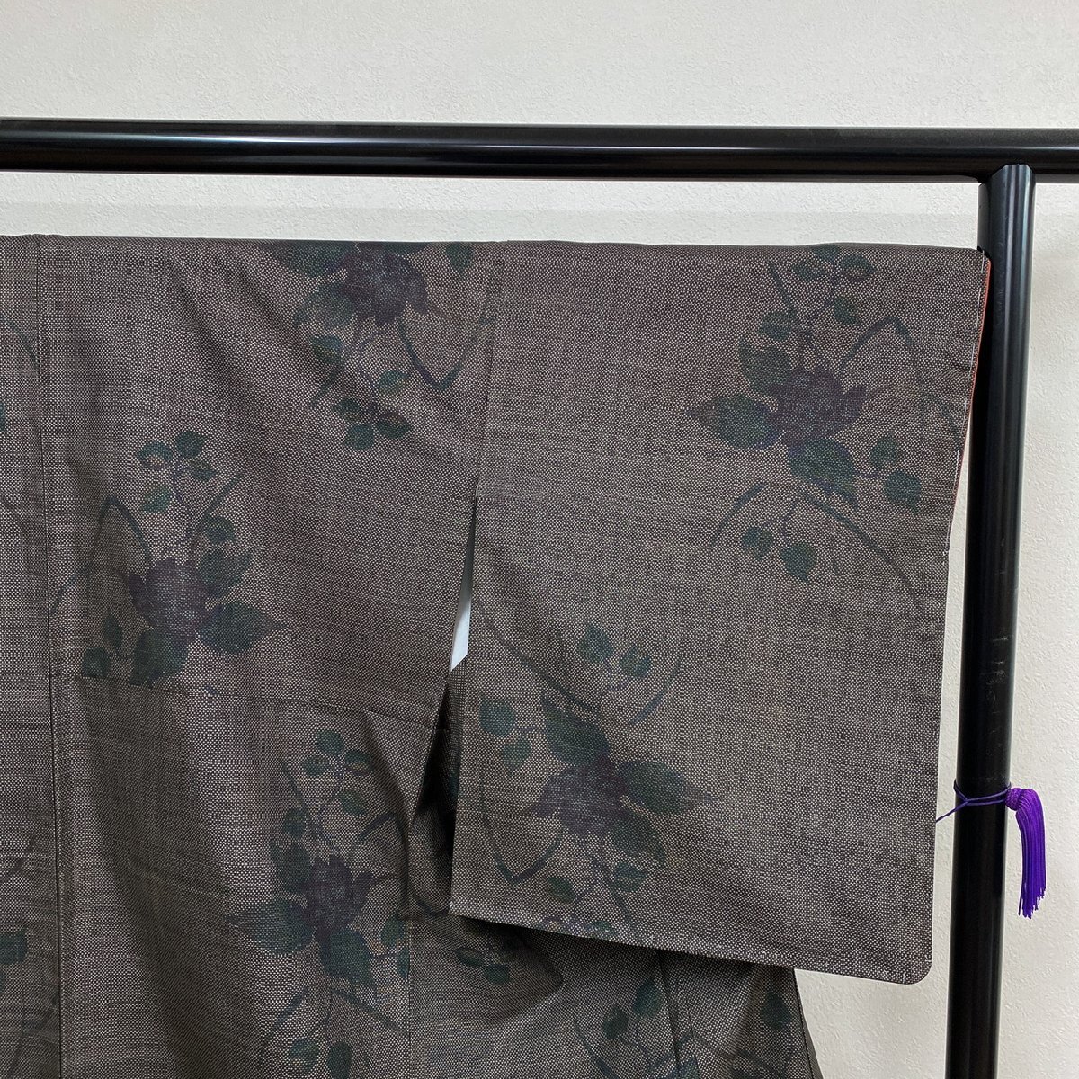 着物月花 ７マルキ 艶やかな花 本場大島紬 未使用品 正絹 伝統工芸品 ki1379の画像4