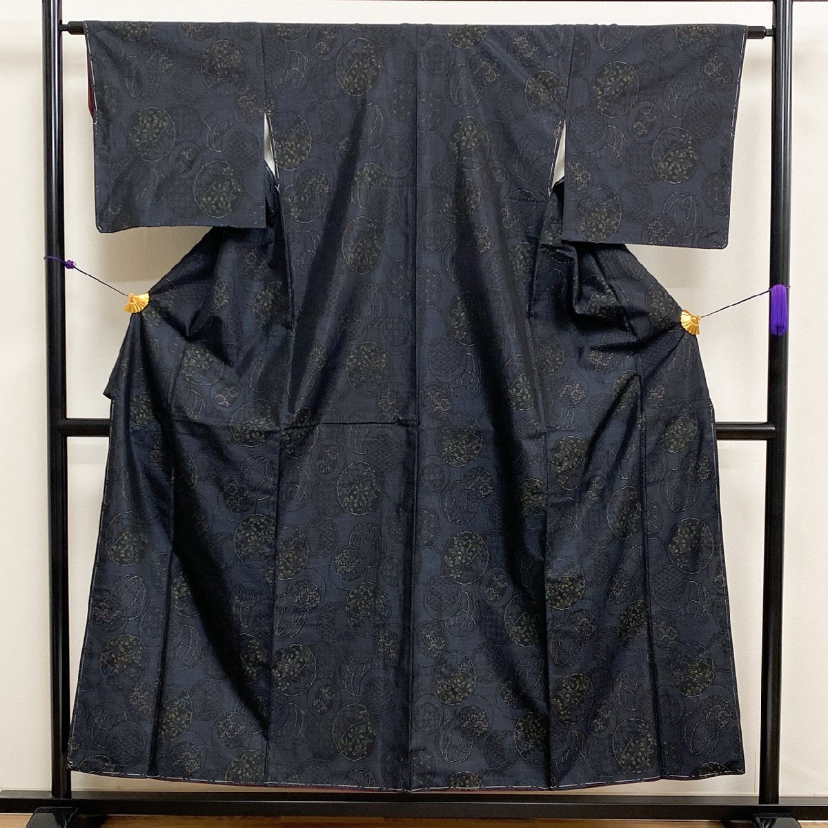 着物月花 品のある花  本場大島紬 未使用品 正絹 伝統工芸品 ki1411の画像3