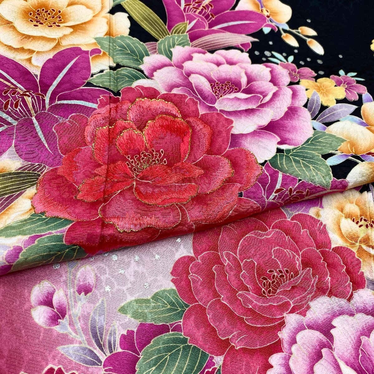  kimono month flower embroidery gold paint bokashi . possible .. flower long-sleeved kimono silk gold thread ki1429