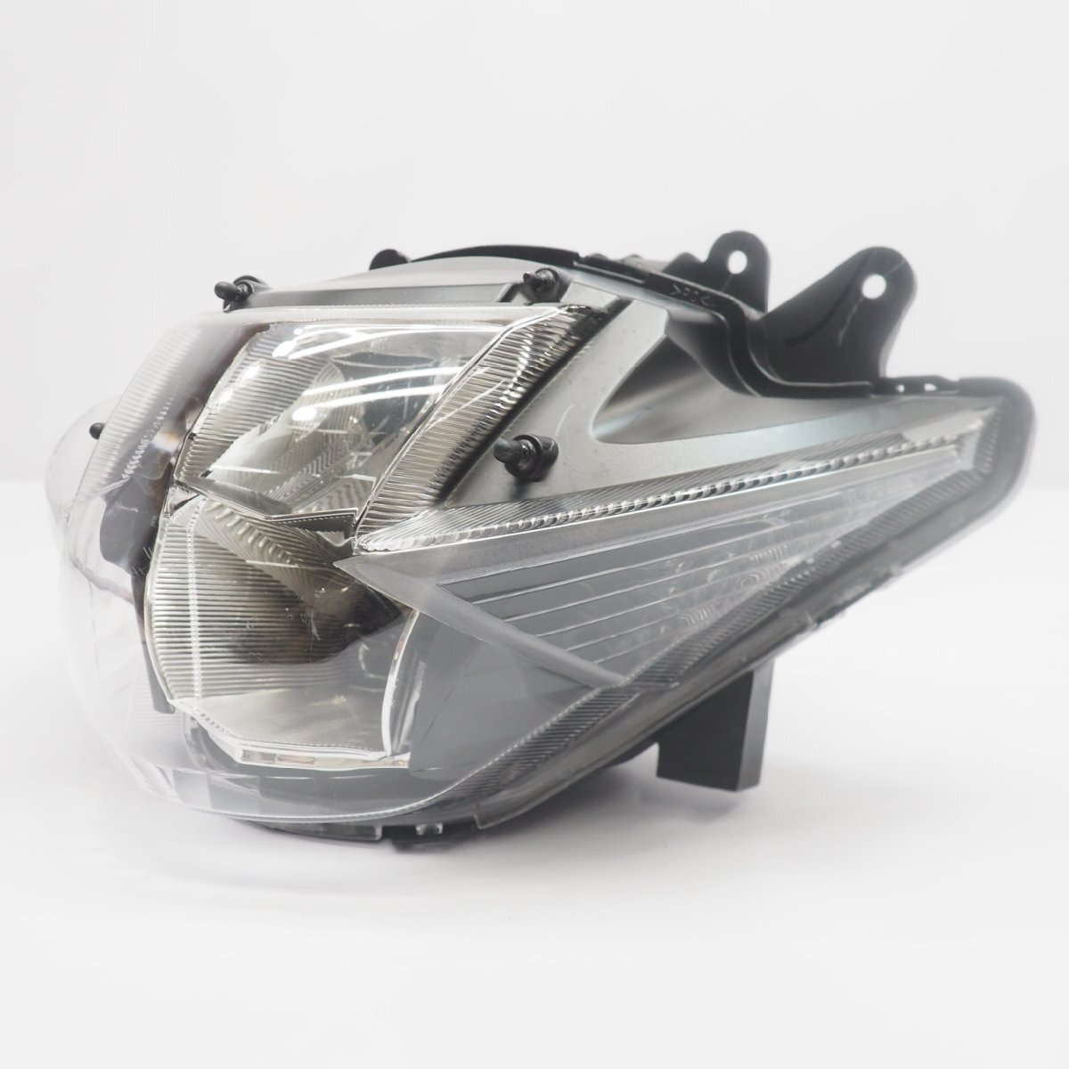 スズキ純正ヘッドライト ヘッドランプ GSX-R150 GSX-R125 GSXR150 GSXR125 headlight headlamp ～21年_画像3