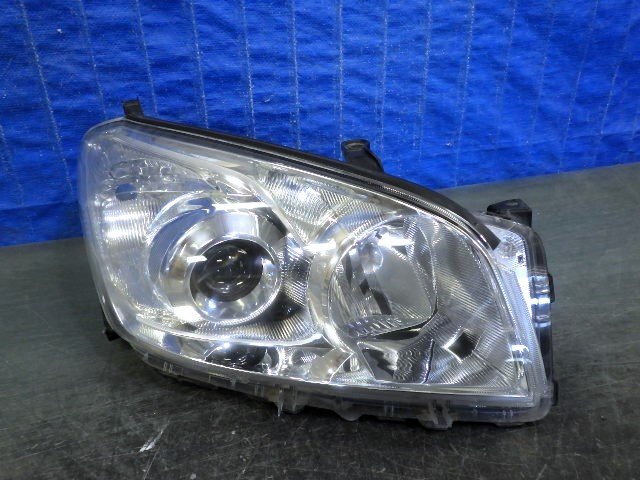 2473 Rav 4 RAV4 ACA31W ACA36W latter term right light HID 42-47