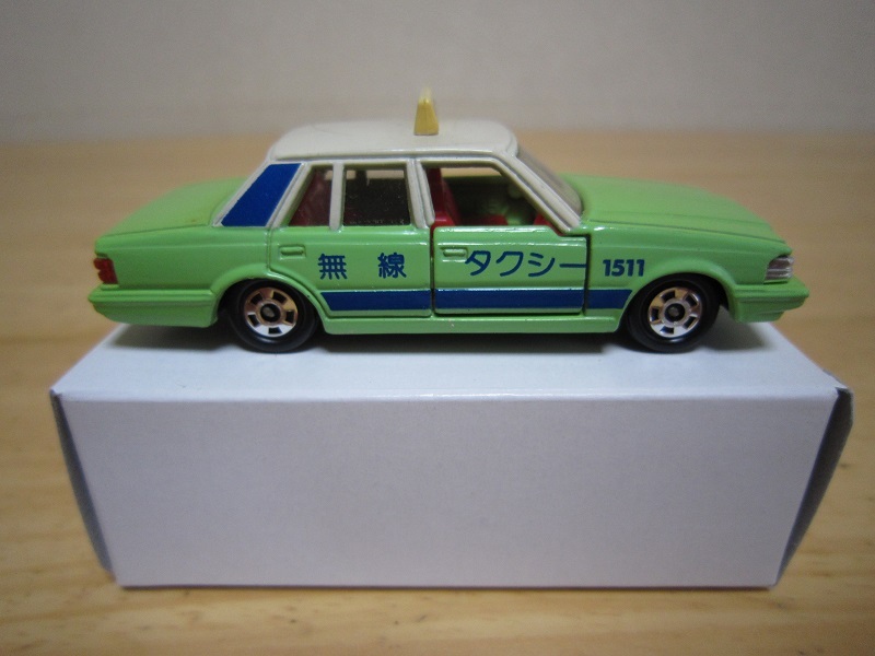トミカ トヨタ クラウンタクシー タクシーセットのばらし 日本製 箱無しの画像5