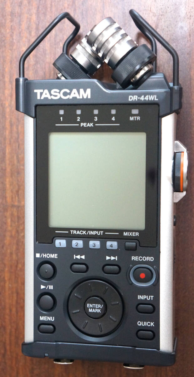 リニア　ＰＣＭ　レコーダー　／　ＴＡＳＣＡＭ　ＤＲ－４４ＷＬ（美品！）_画像1