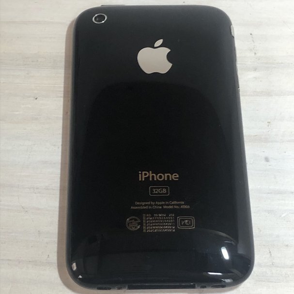 【動作確認済】 iPhone3GS 32GB ブラック Apple MC133J  A1303 ソフトバンクの画像3