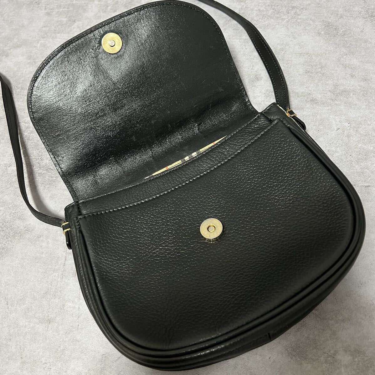 1 иен * превосходный товар *Burberrys Burberry znoba проверка кожа натуральная кожа сумка на плечо небольшая сумочка наклонный .. Cross корпус черный чёрный 