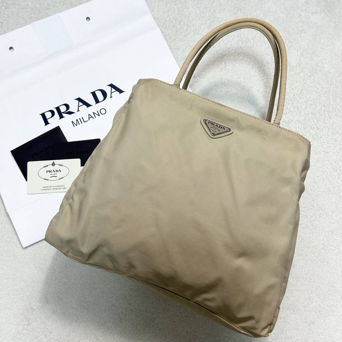 美品●PRADA プラダ 三角プレート ロゴ ハンドバッグ ミニ トートバッグ 腕掛け 肩掛け 2室 ナイロン ベージュ系 ギャランティカード付きの画像1