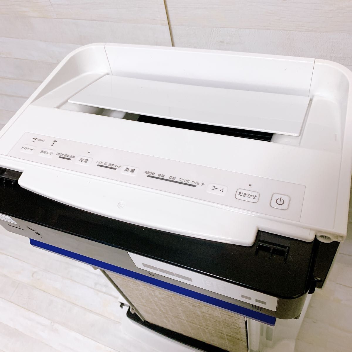 DAIKIN 加湿ストリーマ 空気清浄機 MCK70XE8-W ホワイト 2021年 DAIKIN 加湿ストリーマ 空気清浄機 MCK70XE8-W ホワイト 2021年