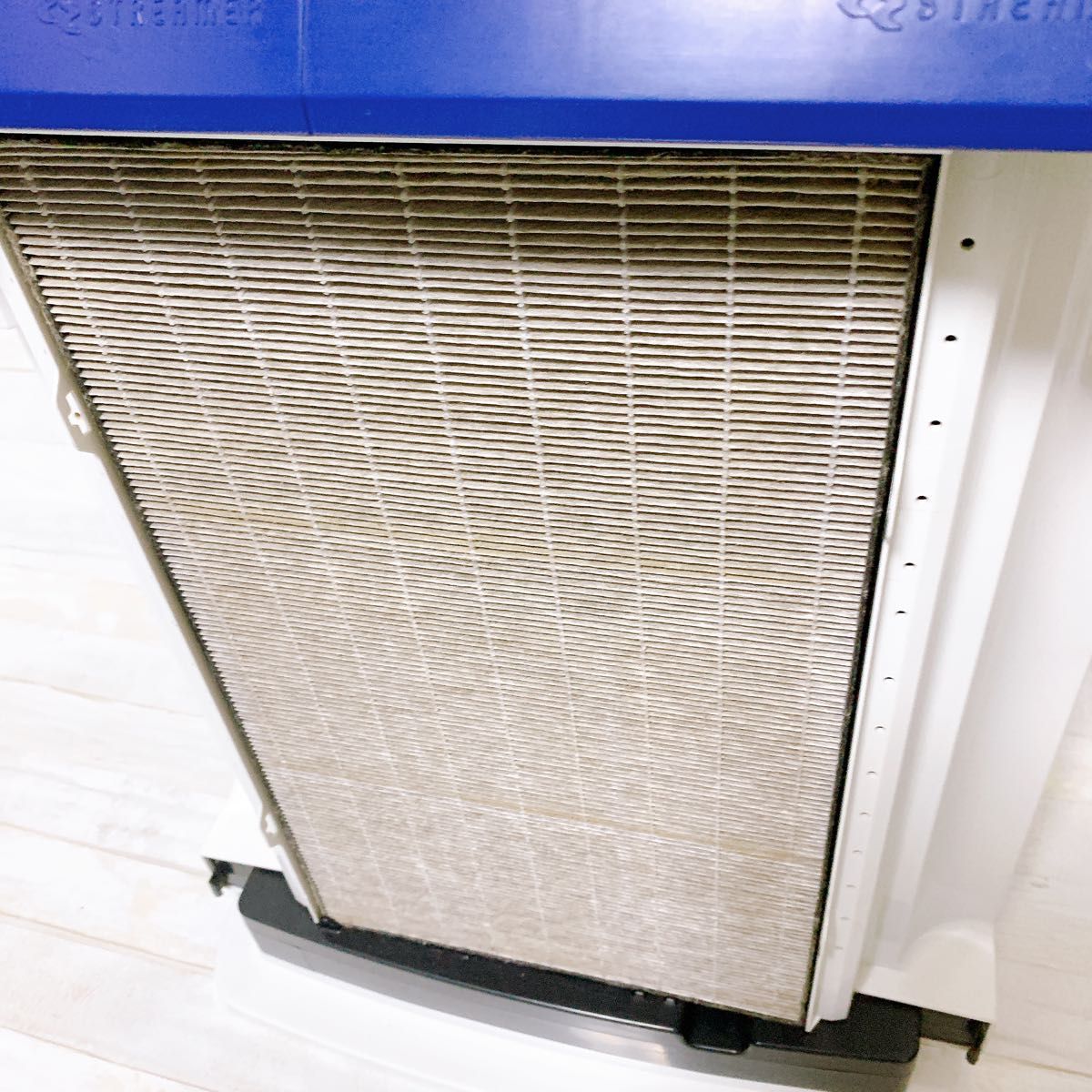 DAIKIN 加湿ストリーマ 空気清浄機 MCK70XE8-W ホワイト 2021年製 ダイキン 31畳 花粉 pm2.5