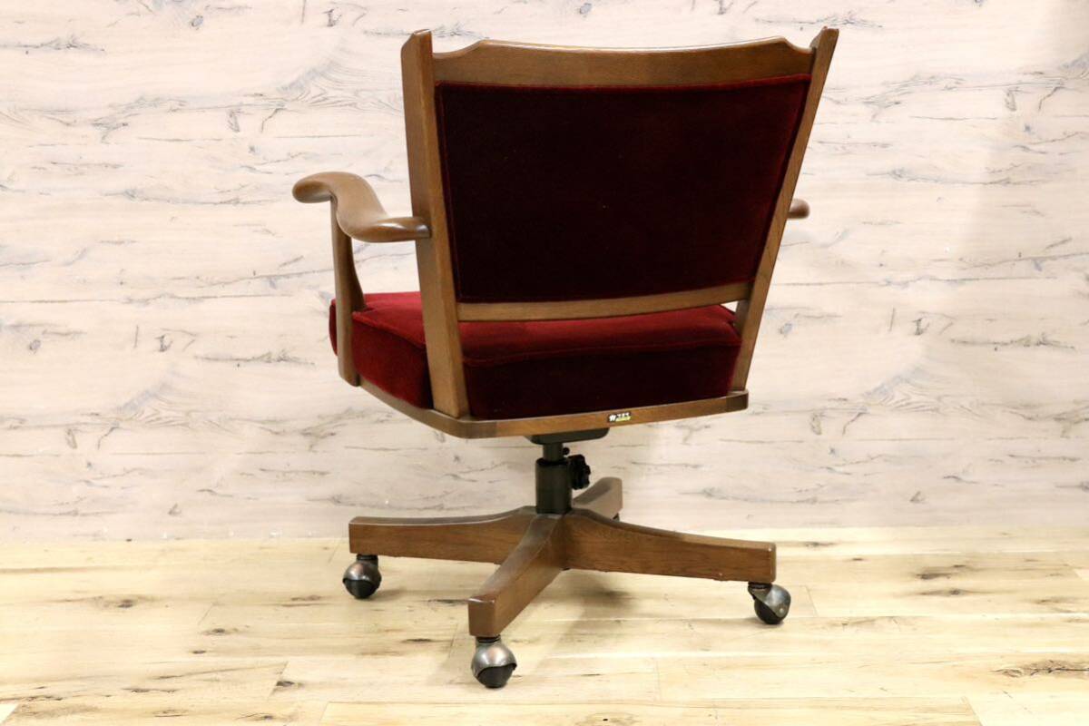 GMHK67○karimoku / オールドカリモク デスクチェア コロニアル カントリー 書斎椅子 ワークチェア 作業椅子 アンティーク モケット 臙脂の画像3