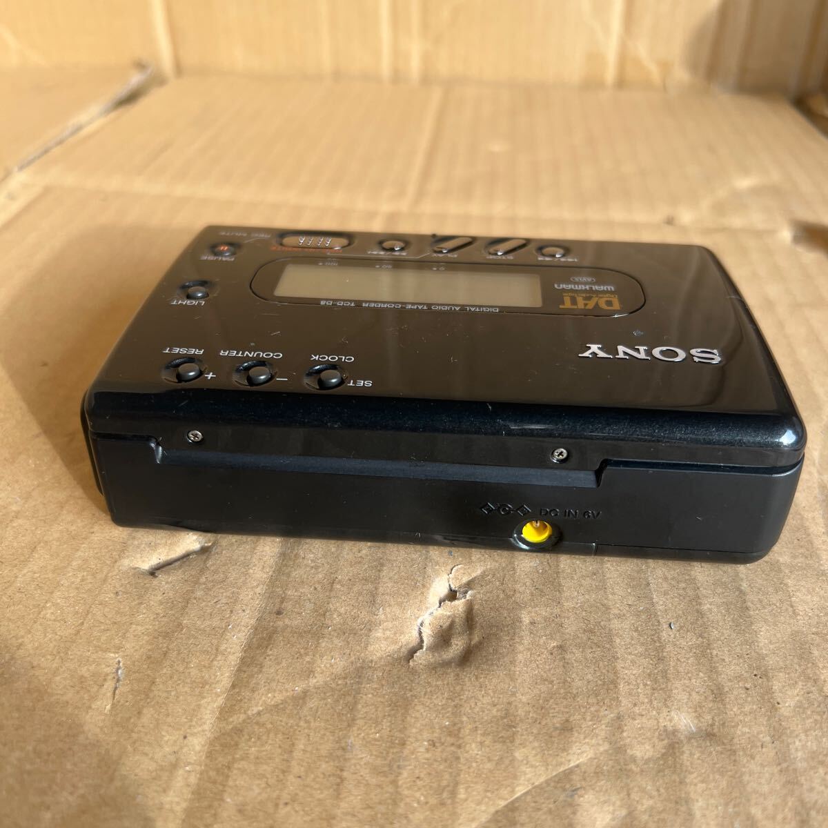 6800円 52 レタパ520円発送 中古 現状品 SONY TCD-D8 デジタル 6800円 52 レタパ520円発送 中古 現状品 SONY TCD-D8 デジタル
