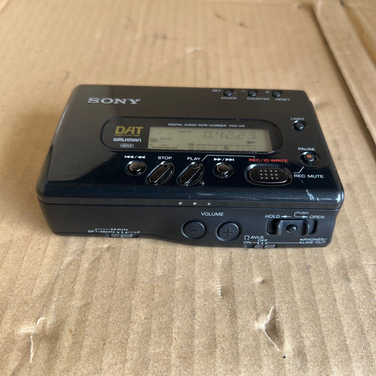 17000円 54 レタパ520円発送 中古 現状品 SONY TCD-D8 デジタル 17000円 54 レタパ520円発送 中古 現状品 SONY TCD-D8 デジタル