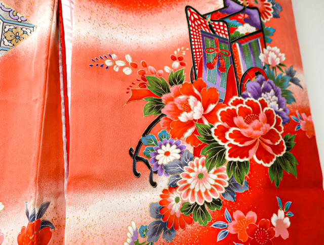 《京都一輝堂》【着物】 女児 祝着 花車文様 身丈約98cm 23W-6742の画像2