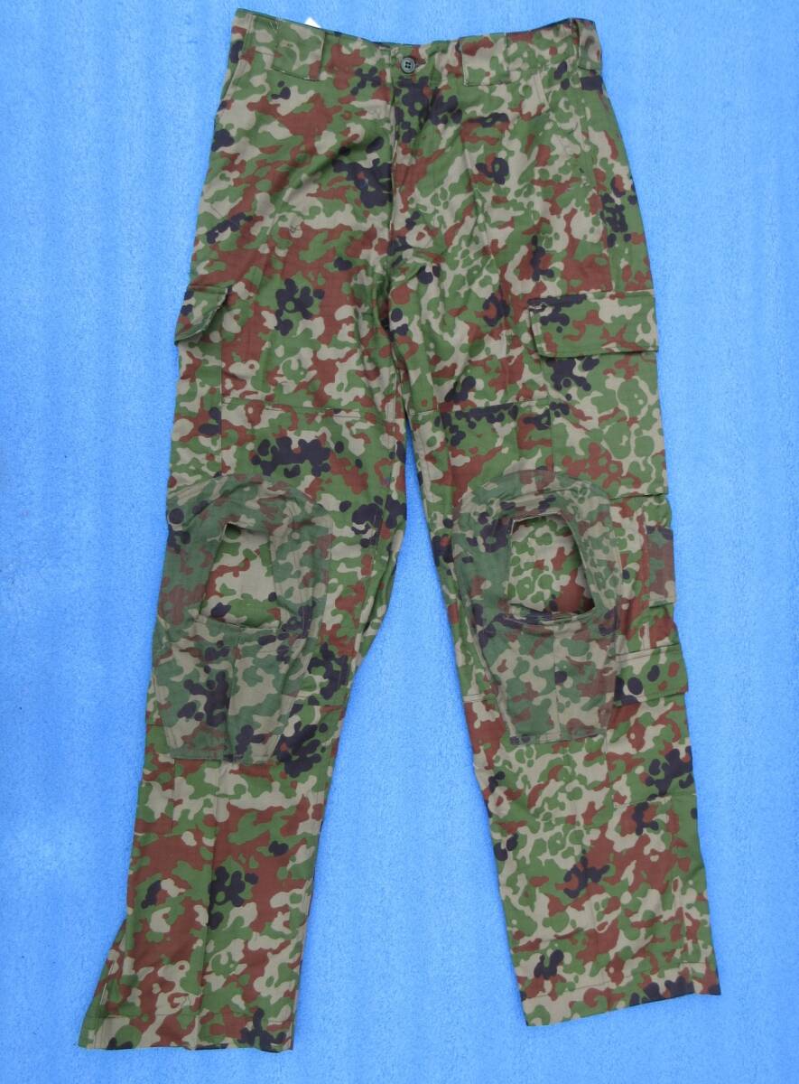 ３Ａ陸上自衛隊迷彩ズボン、クレイタイプニーーパッド対応改造モデル（コンバットパンツタイプ）（Ｅ／Ｃ）の画像2