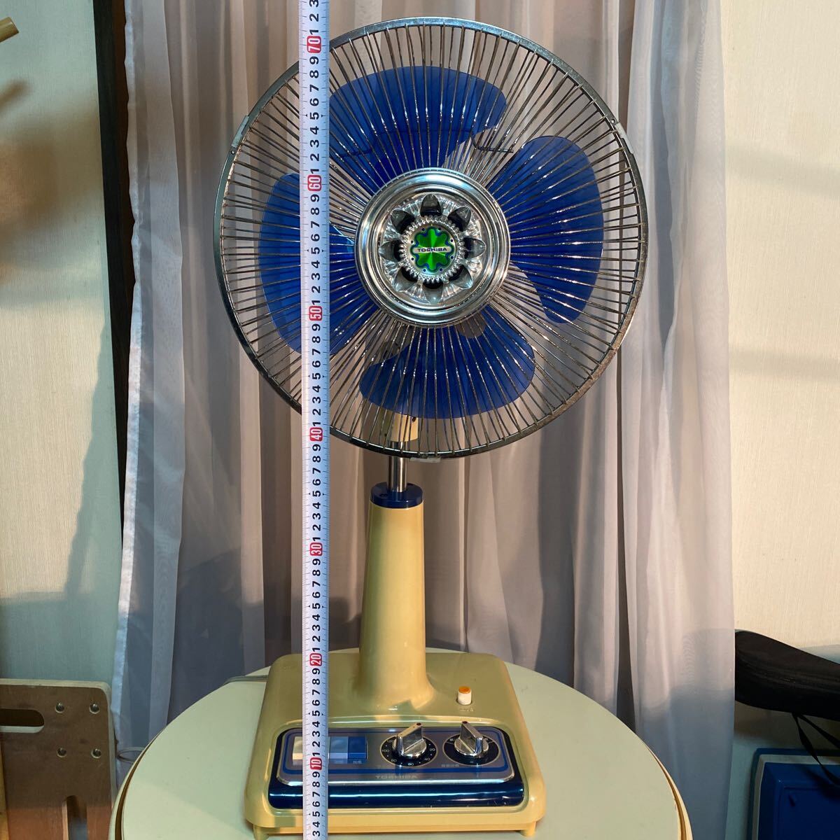 TOSHBA 扇風機 F320NB 昭和レトロ 電源動作確認済み 現状品の画像4