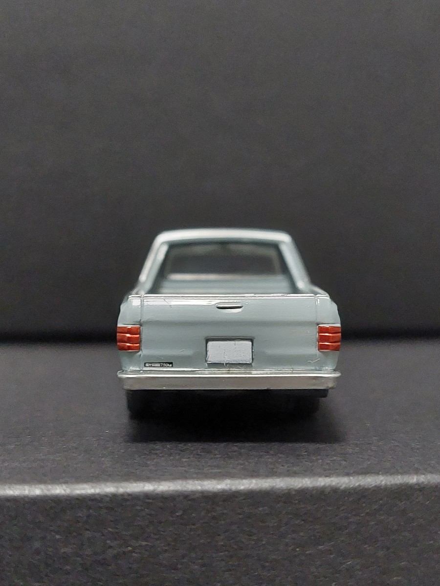  car collection bee maru 80 no. 5. Toyopet Crown pick up MS56 type gray 1/80 scale 