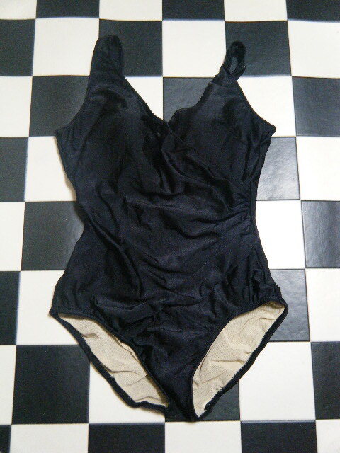 Geffine 女性水着ワンピース サイズ13L D5727 黒 全体にネット シェイプ水着の画像1