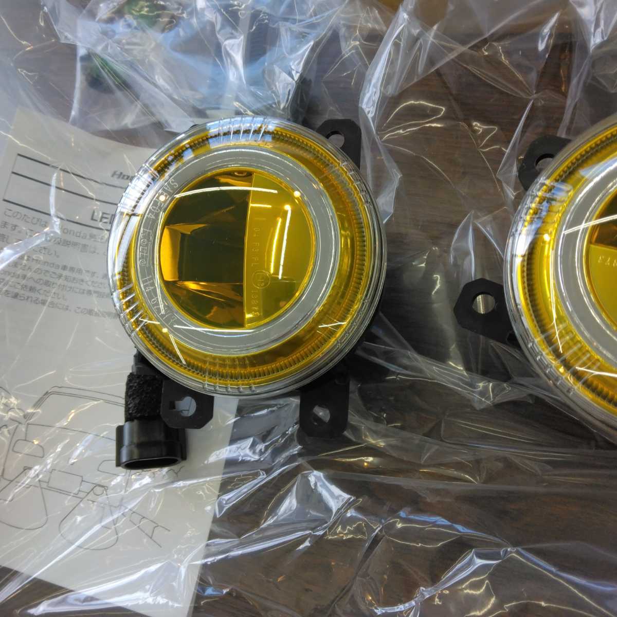 ★☆欠品中 ホンダアクセス CIVIC TYPE R イエロー LED フォグ ライト 未使用 LED変換コード フォグランプ honda FK8 yellowLED fog 純正☆の画像3