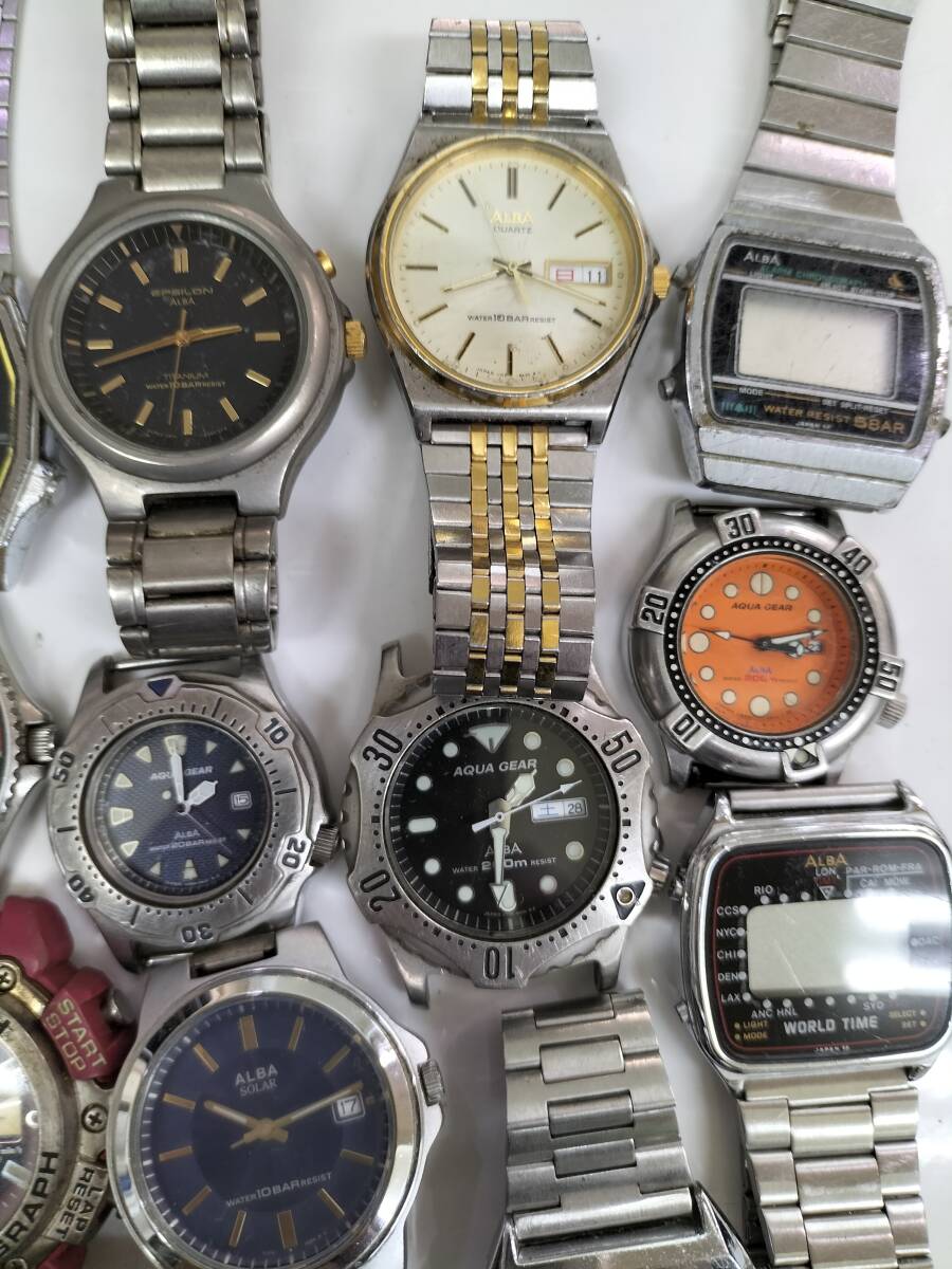 （中古/ジャンク品） SEIKO・アルバ・デジタルとクオーツ・ミッキー・ダイバーズ・Y770-5010・W401-5030まとめて 大量 ｋｇの画像3