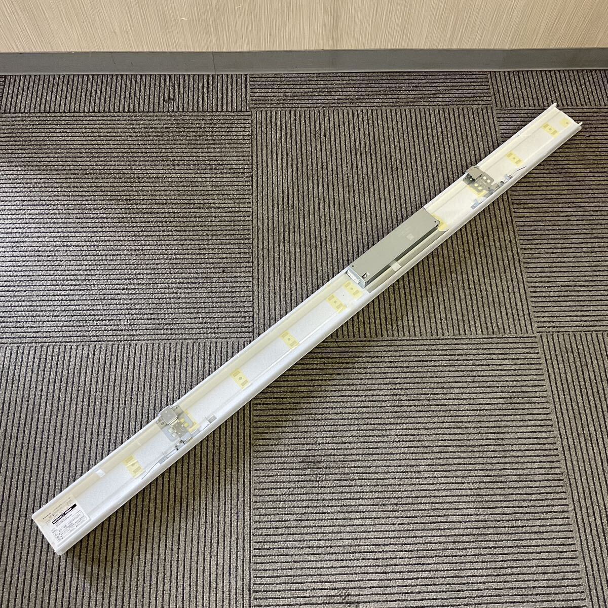 営YY109-160Y 新品未開封 Panasonic パナソニック LED照明器具 NNL4600ENT LE9 LEDライトバー 昼白色 _画像4