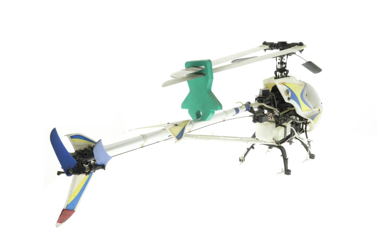 VMPD6-34-65 直接引取限定 HIROBO ラジコン Shuttle SCEADU Evolution ヘリコプター FUTABA T9CHP 等 付属品付き 動作未確認 ジャンクの画像2