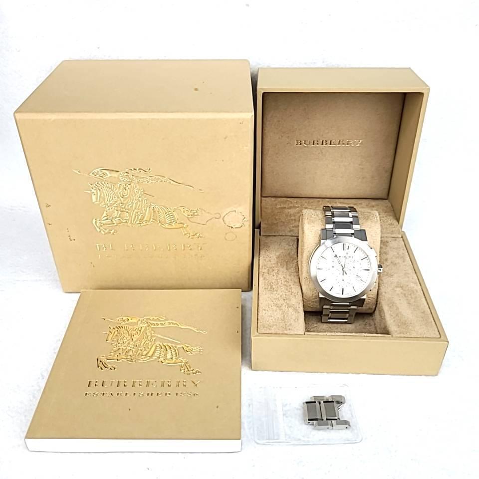 ほぼ新品 BURBERRY バーバリー QZ 白文字盤 クロノグラフ デイト
