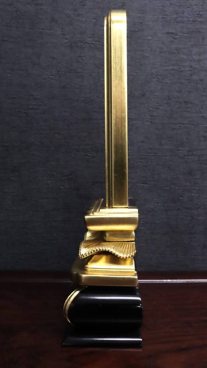 [ stock goods ] memorial tablet paint memorial tablet cat round three person gold family Buddhist altar / Buddhist altar fittings / law ./../book@ memorial tablet . name / law name memorial service / law necessary wooden / lacquer paint [G078-i44]