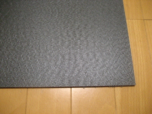 日本製タイルカーペット（１２枚）厚み約6.5mm（１３９７）・１枚２００円～_画像3
