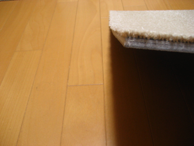 日本製防音タイルカーペット（１６枚）厚み１１ｍｍ（１４２４）在庫１０００枚・１枚２５０円～_画像4