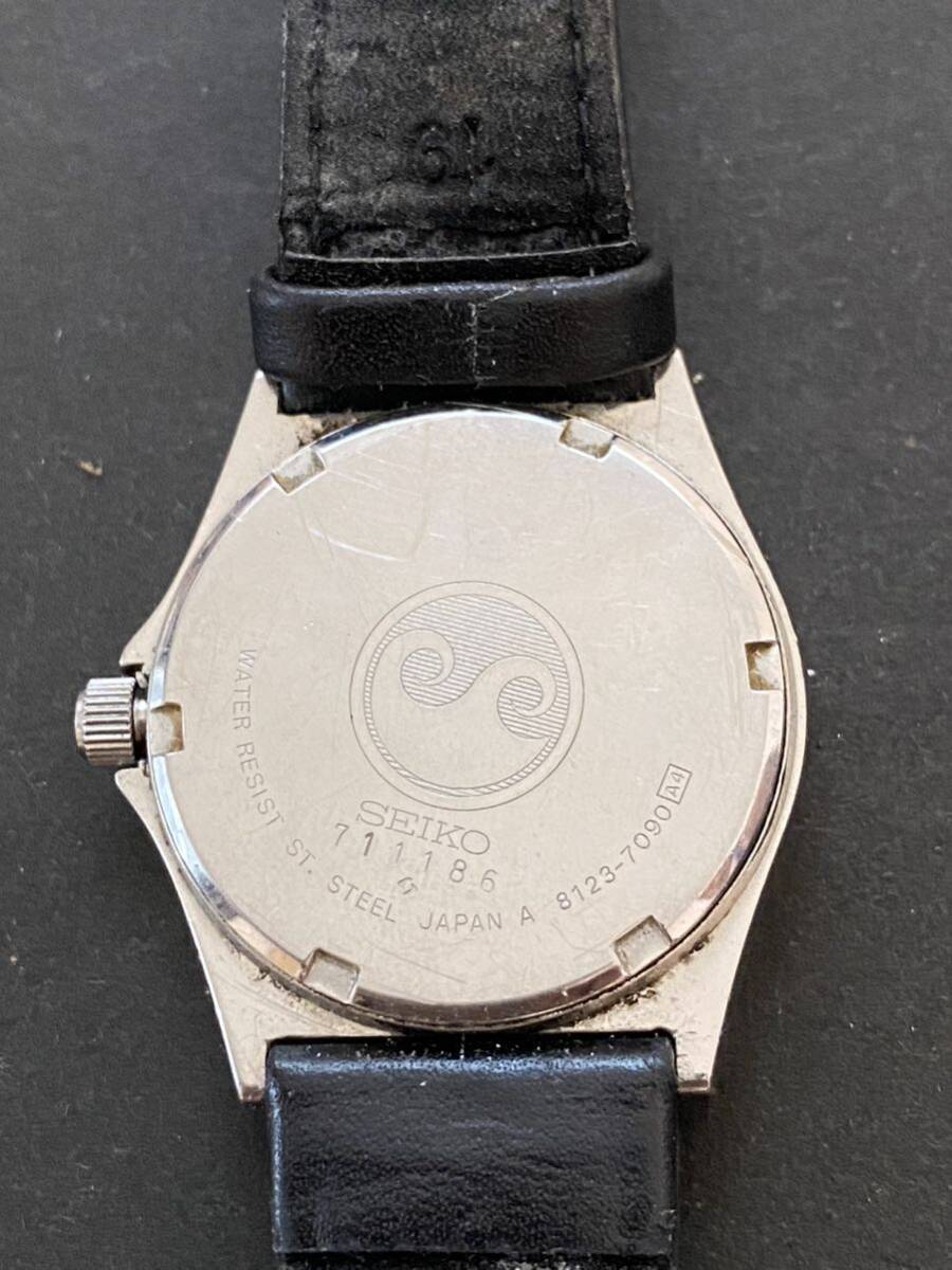SEIKO セイコー Chronos クロノス 8123-7090 腕時計 アナログ クオーツ デイデイト ホワイト文字盤 シルバー 皮ベルト 未稼働品の画像4