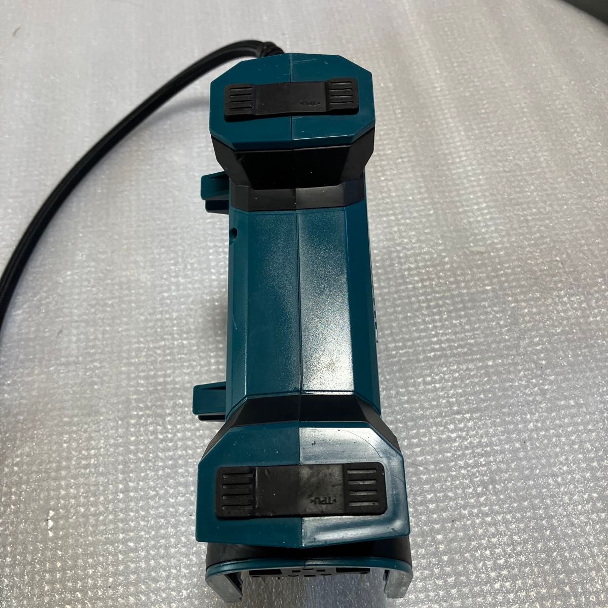 マキタ(Makita) 充電式空気入れ18V MP180DZ