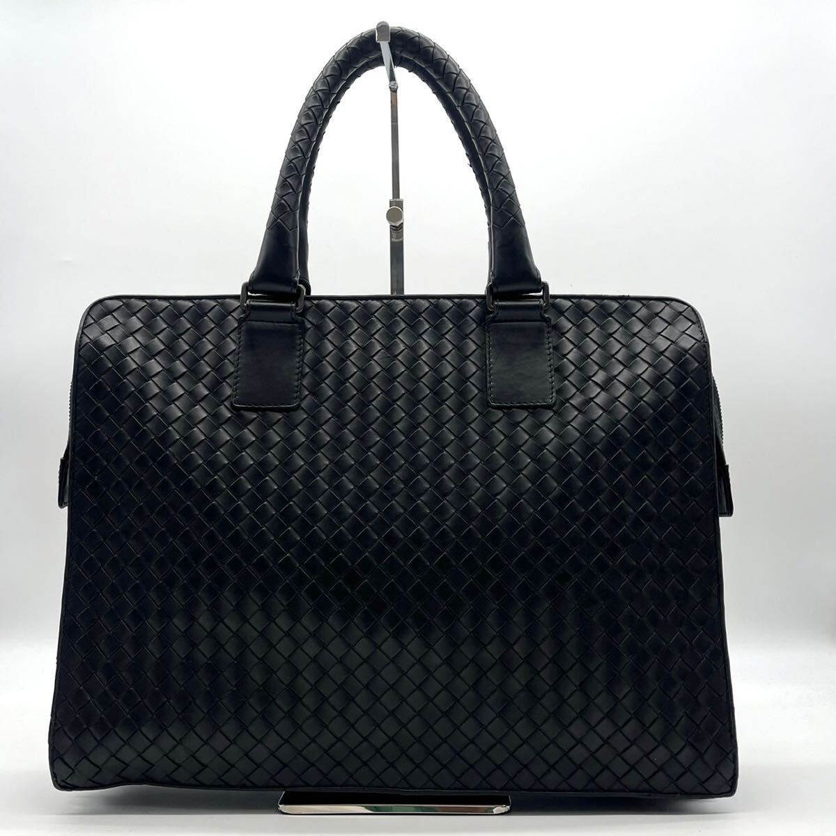 2084 美品● BOTTEGA VENETA ボッテガヴェネタ ビジネスバッグ イントレチャート ブリーフケース レザー ブラック メンズ A4可 本革 仕事鞄の画像2