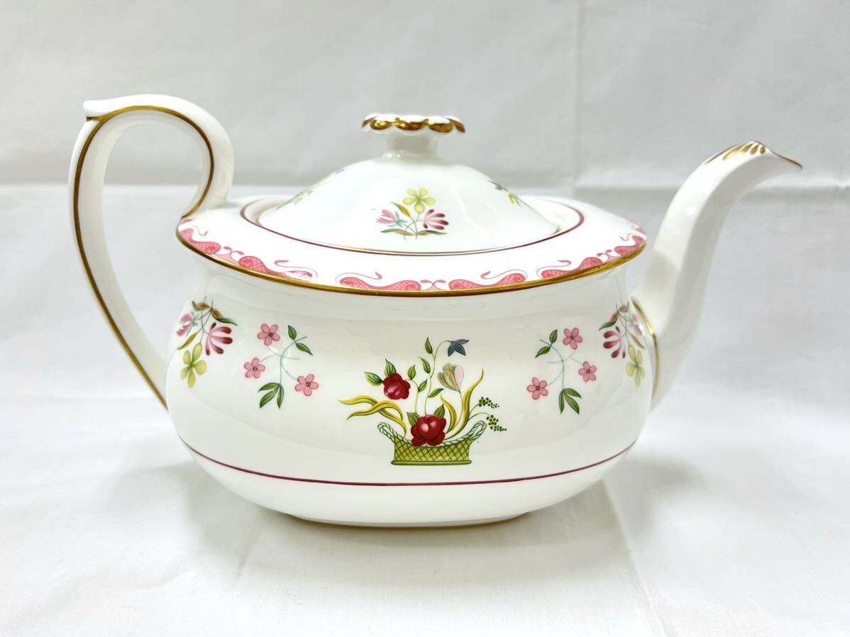 ◆未使用品【WEDGWOOD ウェッジウッド 】 BIANCA Tea Pot ビアンカ ティー ポット 花柄 金彩 の画像3