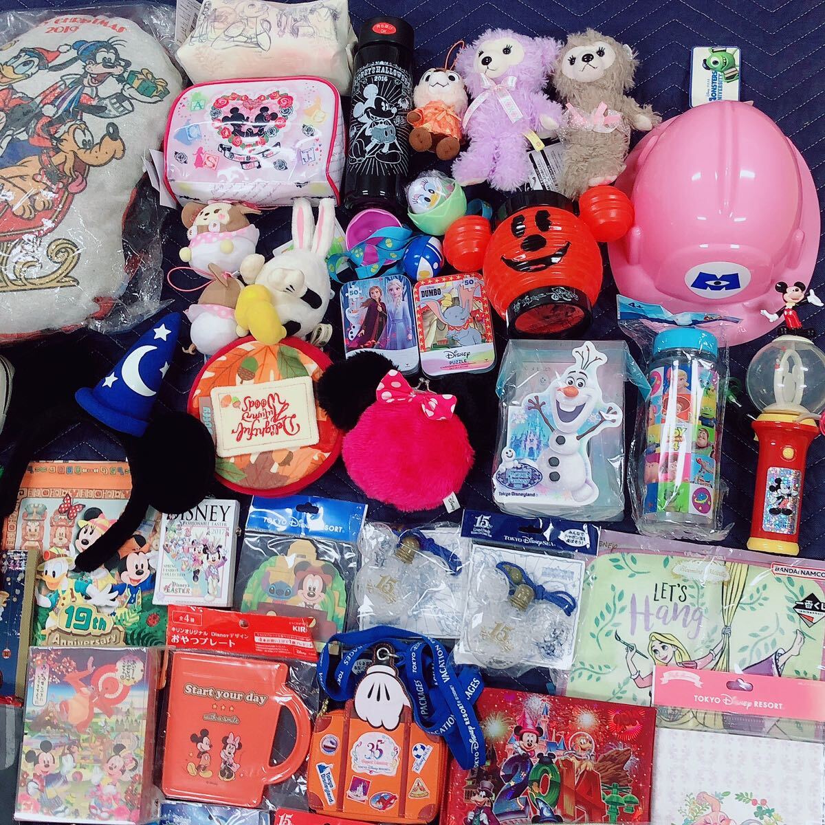 [K1]④ large amount Disney goods set set sale toy bag pouch stationery puzzle cushion rucksack pass case Disney Duffy 