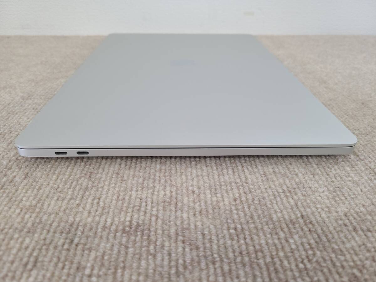 Apple MacBook Pro 16(2019, A2141) Core i9-9980HK / 2.4GHz / RAM 32GB / SSD 512GB / シルバー / 充放電回数 : 316 [MC022]の画像6