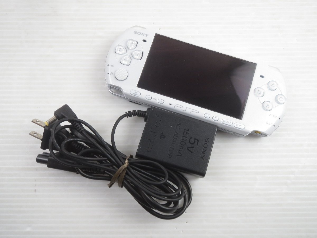 ♪SONY PSP プレイステーション・ポータブル PSP-3000 ホワイト 本体とACアダプターのみ♪動作OK 中古良品_画像1